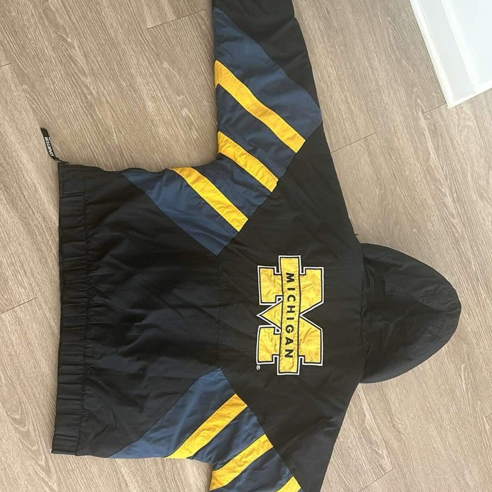 Size men’s large Michigan pullover vintage 90s jacket used